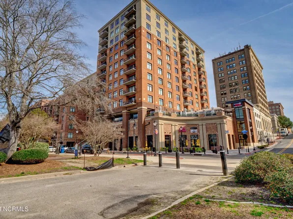 240 N Water Street #1053, Wilmington, NC 28401