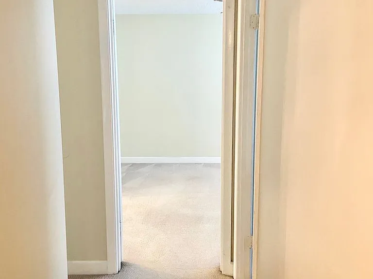 4160 Thalia Station Cir — Photo 8