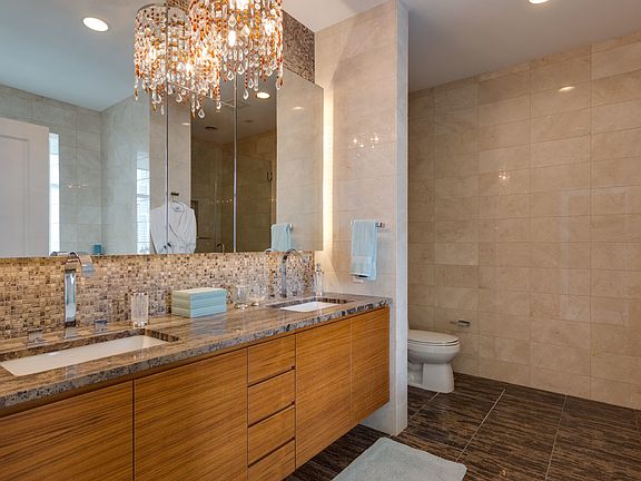 3rd image of 900 W Olympic Blvd Unit 41I