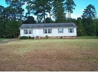 107 Clearwater Dr, Smithfield, NC 27577