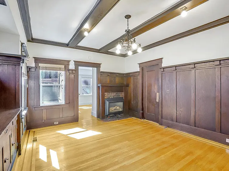 27 Westall Ave — Photo 5
