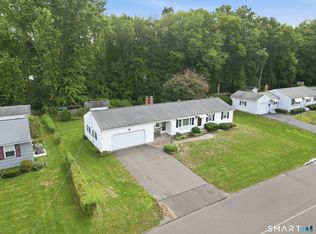 23 Middlesex Drive, Enfield, CT 06082