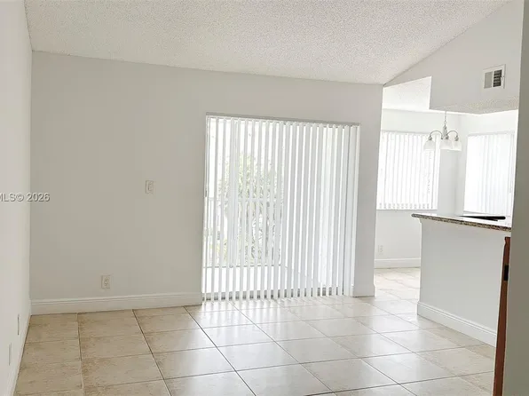 5740 Rock Island Rd APT 295, Fort Lauderdale, FL 33319