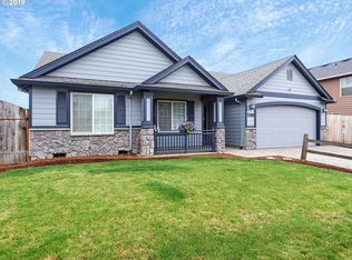 588 West Ln, Molalla, OR 97038