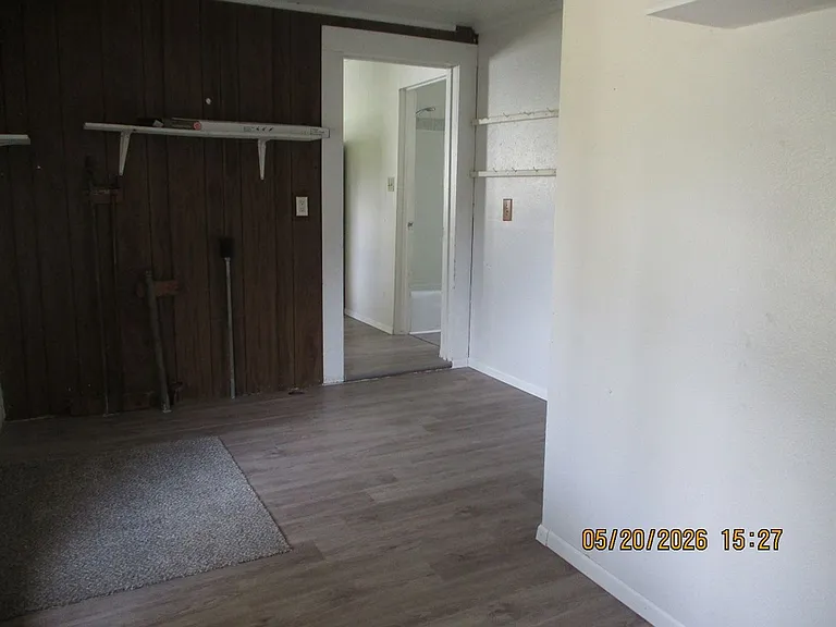 1104 2nd St — Photo 11