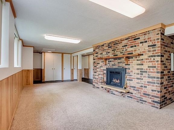 5th image of 2409 W 139th St