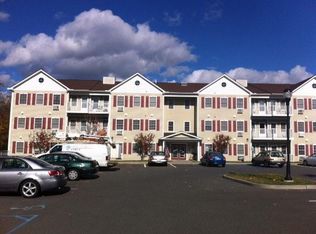 17 Laura Ln UNIT 18, Red Hook, NY 12571