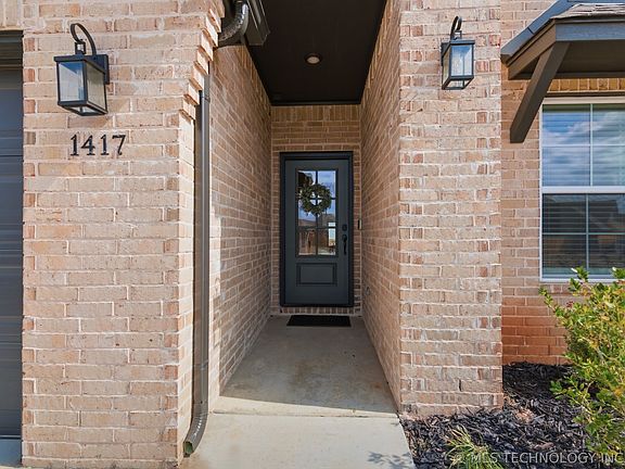 3rd image of 1417 N 72nd St