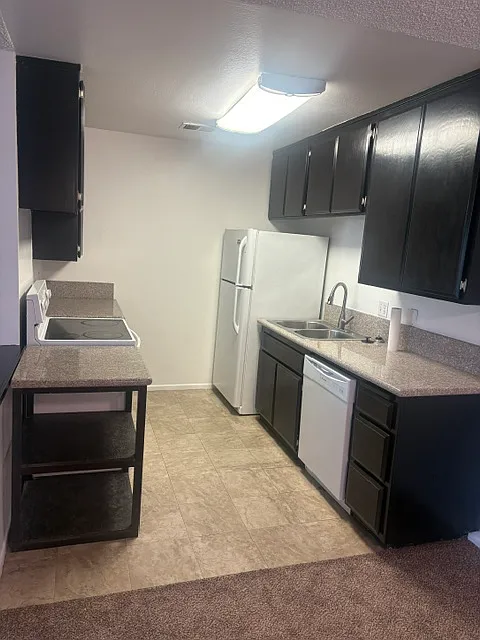1 bed, 768 sqft, $1,700 — Photo 1