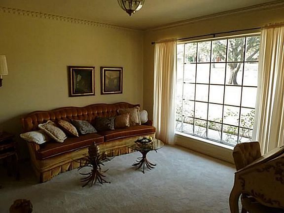 5th image of 2326 Hill N Dale Dr