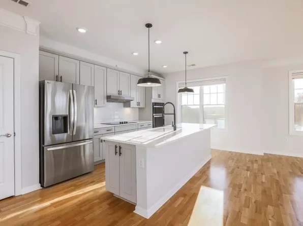 6 Peters Farm Way #406, Westborough, MA 01581