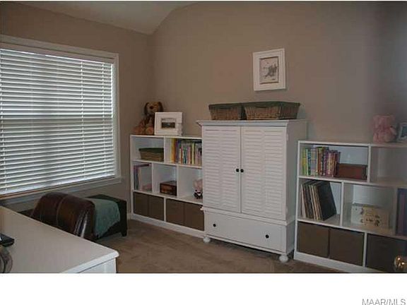 2nd image of 568 Glenmede Ln
