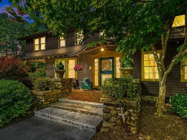 610 Isaac Frye Highway, Wilton, NH 03086