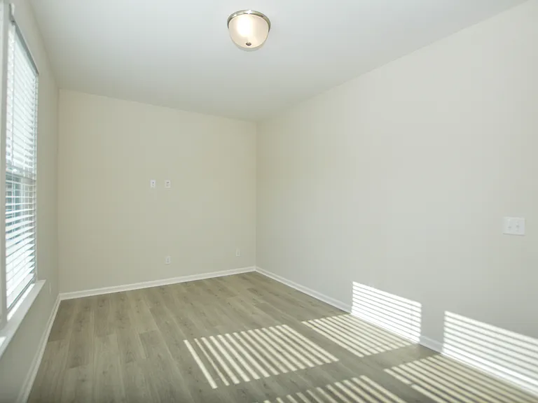 1657 Scotch Pine Ln — Photo 21