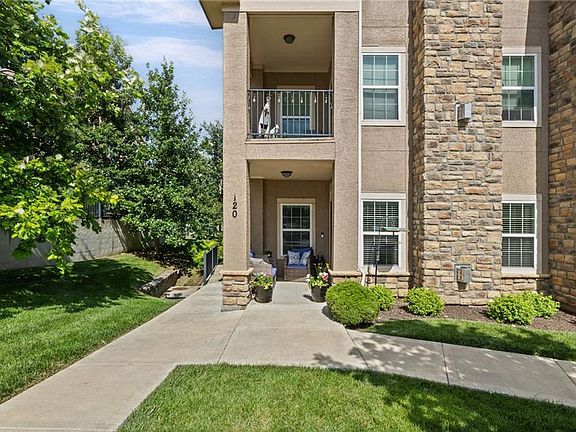 2nd image of 16009 Fontana St APT 120