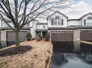 2985 Old Mill Ct, Geneva, IL 60134