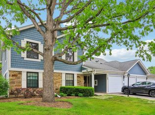 1102 Woodbury Ln APT D1, Wheeling, IL 60090