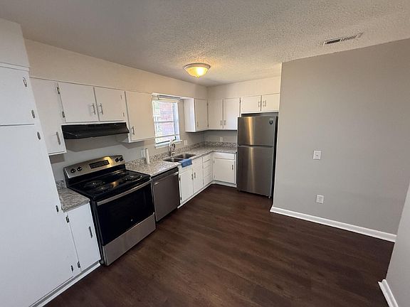 2nd image of 251 Rast St APT H4