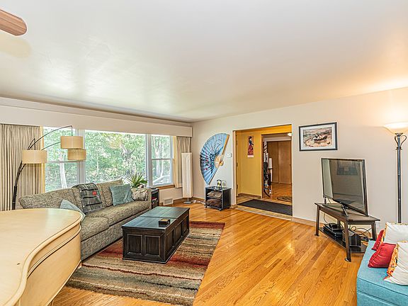 4th image of 2901 Sunnyside Ave
