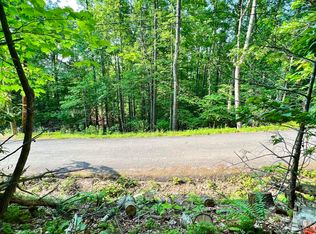 Rhododendron Ln, Sevierville, TN 37876