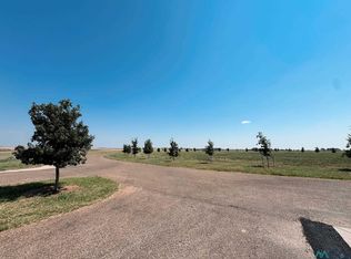 861 N Lakes Dr, Clovis, NM 88101