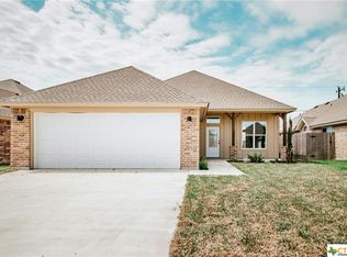 207 Amberglow Ct, Victoria, TX 77904