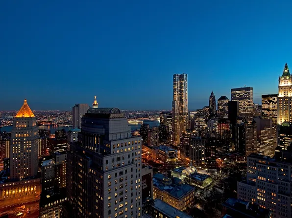 105 Duane Street image 15 of 16