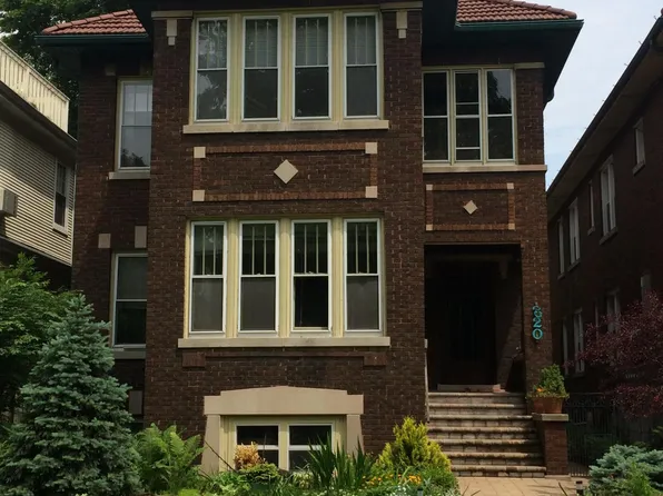 320 S Oak Park Ave, Oak Park, IL 60302