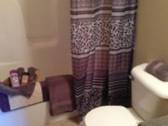 4th image of 1830-1834 E Capitol Ave #1834-133