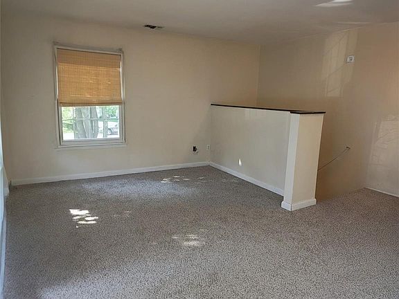 3rd image of 349 Artist Lake Drive
