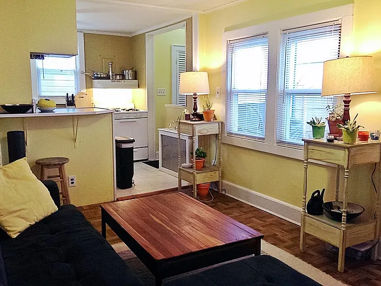 Carlson Ln — Photo 1