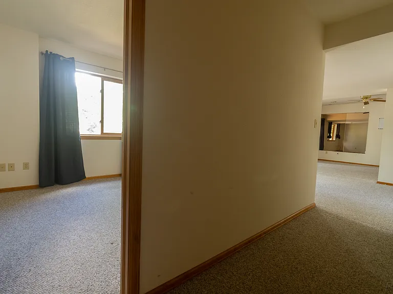 1360 Pinon Ridge Ct — Photo 14