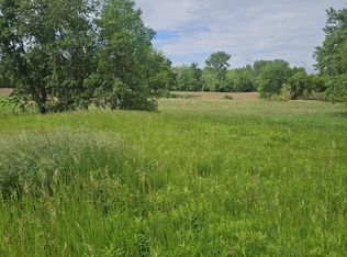 10800 Crooked Lake Dr NE, Rockford, MI 49341