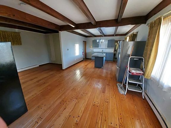 3rd image of 1168 Walden Ave #4