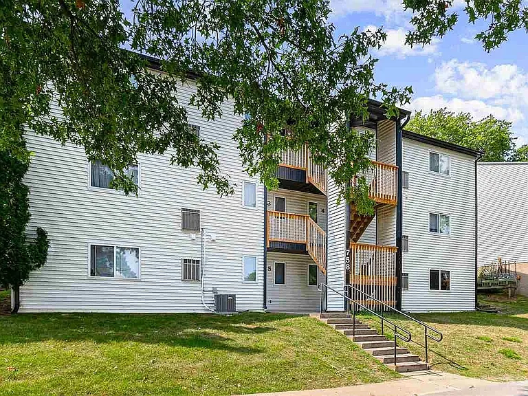 758 Westwinds Dr #6 — Photo 15