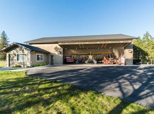 6634 Long Lake Dr, Nine Mile Falls, WA 99026