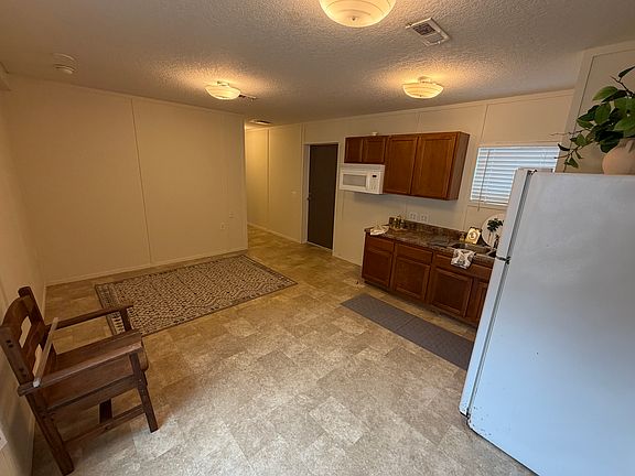 3rd image of 8107 Caminitti Ln #C