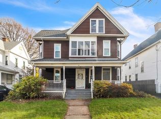64 Waldo St, Holyoke, MA 01040