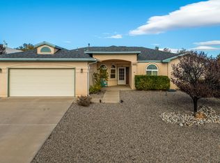 6689 Augusta Hills Dr NE, Rio Rancho, NM 87144