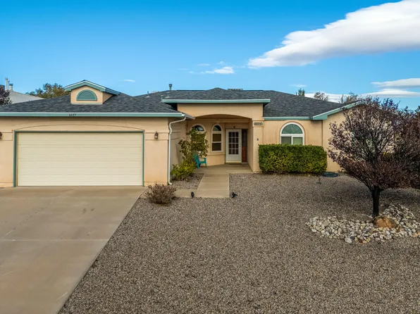 6689 Augusta Hills Dr NE, Rio Rancho, NM 87144