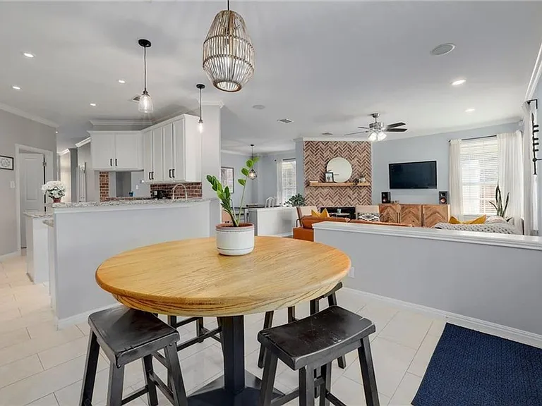 1705 Azalea Dr — Photo 6