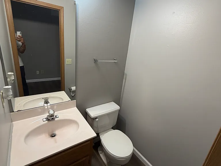 1152 Saint Matthew Ave — Photo 14
