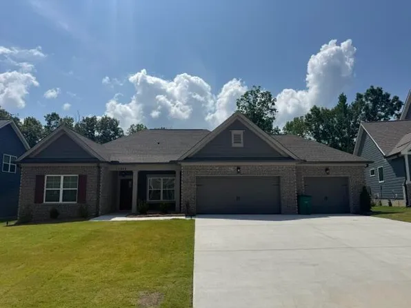 11868 Herons Haven Dr #51, Soddy Daisy, TN 37379