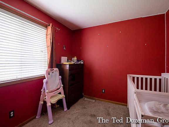 3rd image of 1155 E 12th St