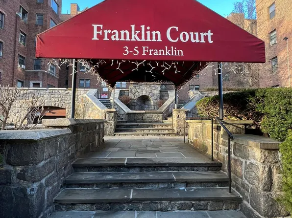3 Franklin Avenue #2N, White Plains, NY 10601
