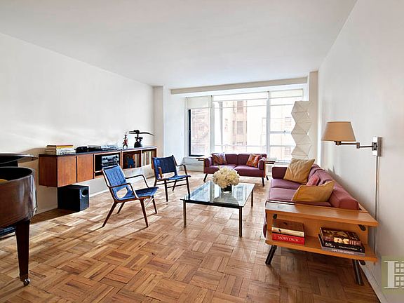 2nd image of 37 W 12th St APT 4C