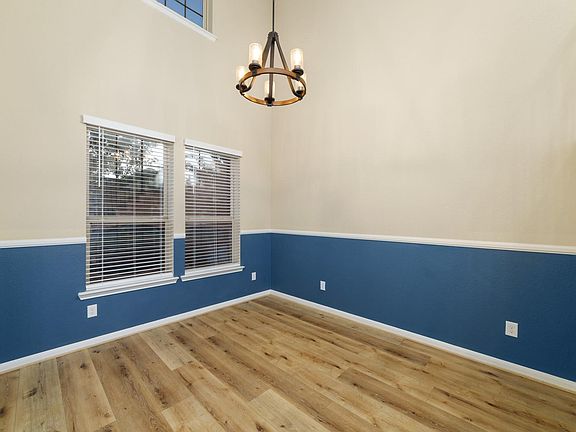 5th image of 17003 Hinkley Glen Ct