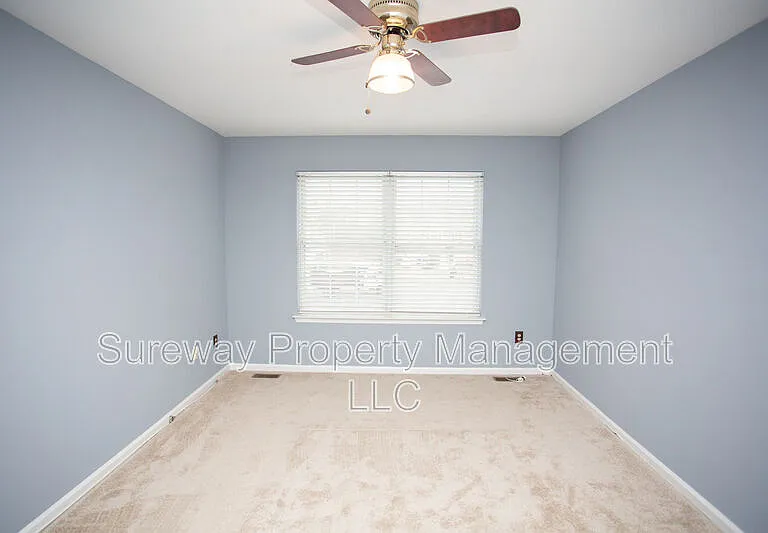 51 Meadow Ct — Photo 34