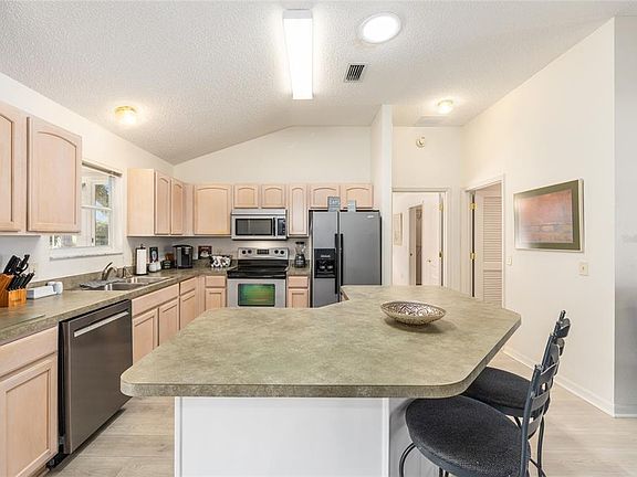 3rd image of 8337 SE 176th Lawson Loop