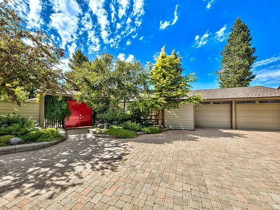 3rd image of 2155 Catalina Dr